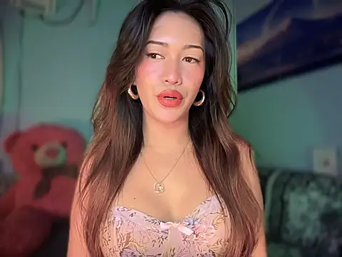 Snapshot of Jasmine_Elcock chatting on 12.05.25 Jasmine Elcock online show from 12.05.25