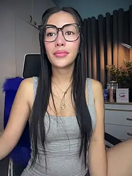 Jasmine Elcock online show from 06.03.26