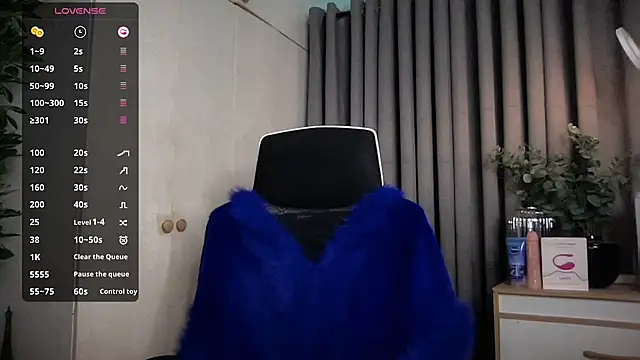 Jasmine Elcock online show from 06.25.26