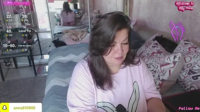 Snapshot of femme_fatale1 chatting on 09.23.25 femme fatale1 online show from 09.23.25