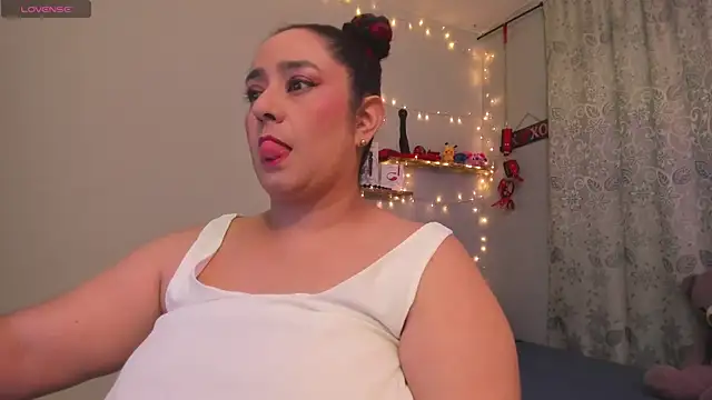 Snapshot of agathaxxx-69 chatting on 02.01.25 agathaxxx-69 online show from 02.01.25