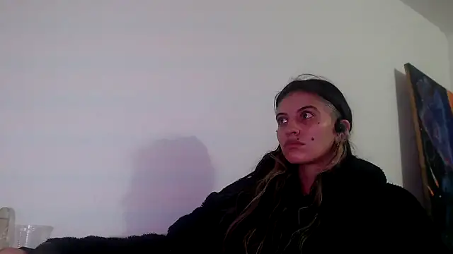 Snapshot of mariecam420 chatting on 12.20.24 mariecam420 online show from 12.20.24