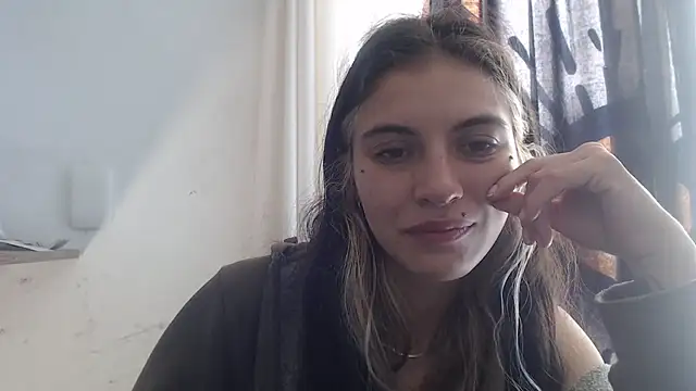 Snapshot of mariecam420 chatting on 01.22.25 mariecam420 online show from 01.22.25
