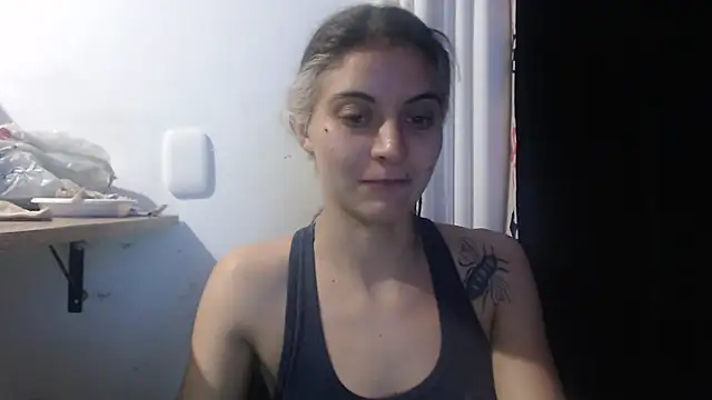 Snapshot of mariecam420 chatting on 01.25.25 mariecam420 online show from 01.25.25