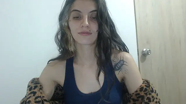 Snapshot of mariecam420 chatting on 01.26.25 mariecam420 online show from 01.26.25