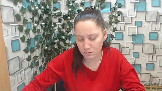 JosieJun  online show from 02.04.25