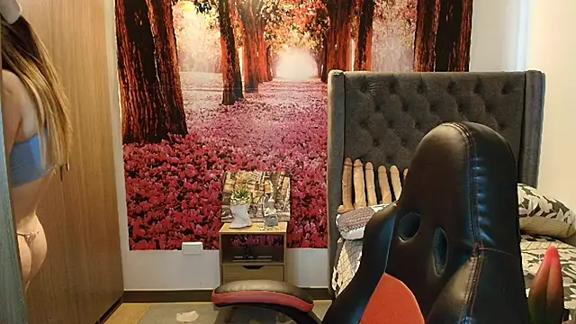 sofia23dirty online show from 10.26.25