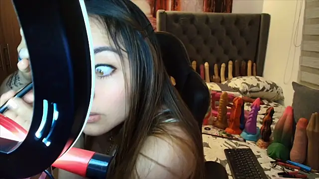 sofia23dirty online show from 04.12.26