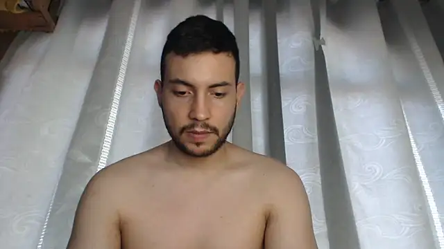 Armando 2002 online show from 02.21.25