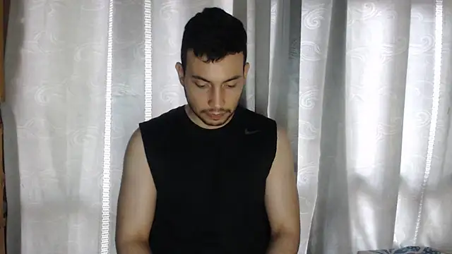 Armando 2002 online show from 02.25.25