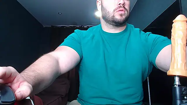 Snapshot of muscularjohnforuX chatting on 03.20.25 muscularjohnforuX online show from 03.20.25