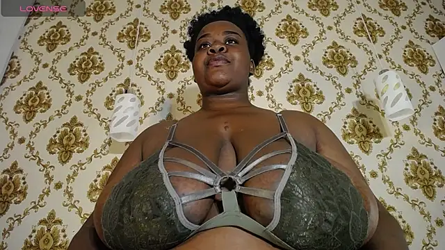 KARATIBBY COX online show from 04.14.26