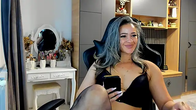 Claire95  online show from 09.29.25