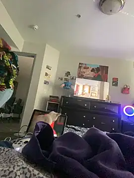 CutieFrmthehood online show from 01.03.25