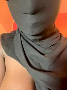 Bella Binta online show from 10.28.25