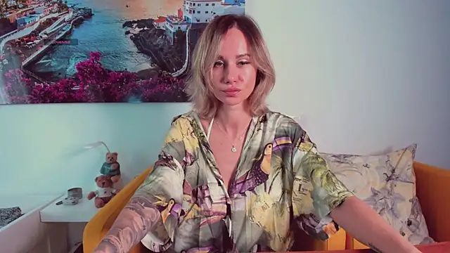 Snapshot of trafka_murafka chatting on 09.18.25 trafka murafka online show from 09.18.25