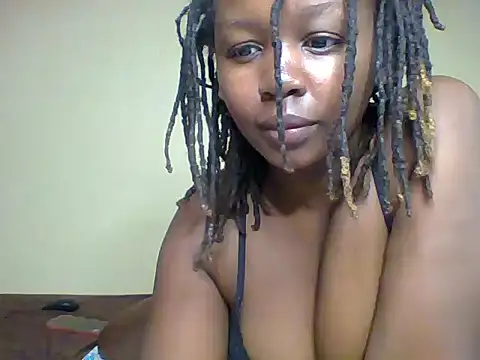 Snapshot of Pink_pussy_- chatting on 11.02.25 Pink pussy - online show from 11.02.25