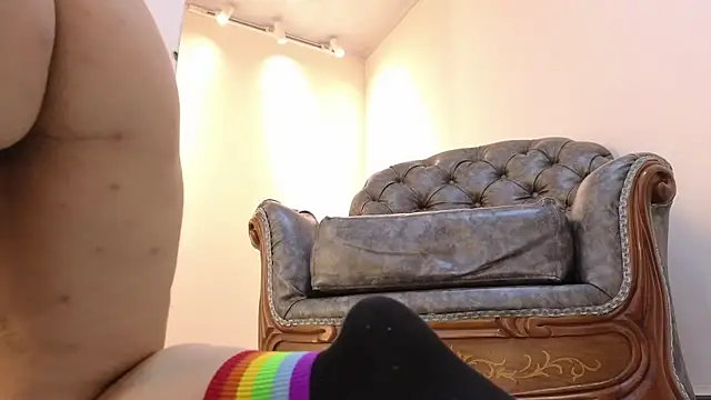 Snapshot of niky_smit chatting on 01.15.26 niky smit online show from 01.15.26