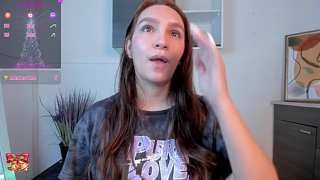 miataylorr1 online show from 12.02.24