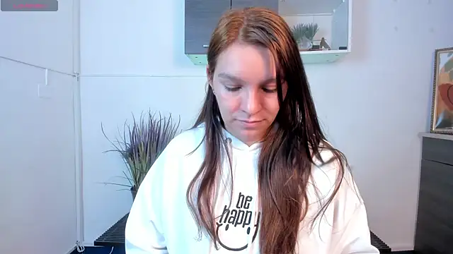 miataylorr1 online show from 12.06.24