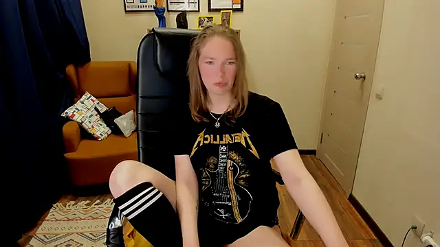  fiona Love online show from 05.16.26