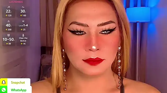 QUEEN GIAMOORE69 online show from 12.13.24