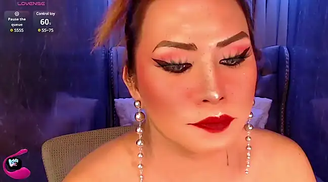 QUEEN GIAMOORE69 online show from 02.27.25