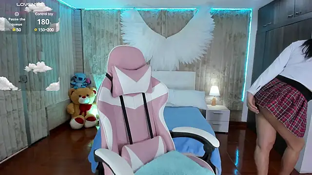 floryn susana online show from 01.13.25