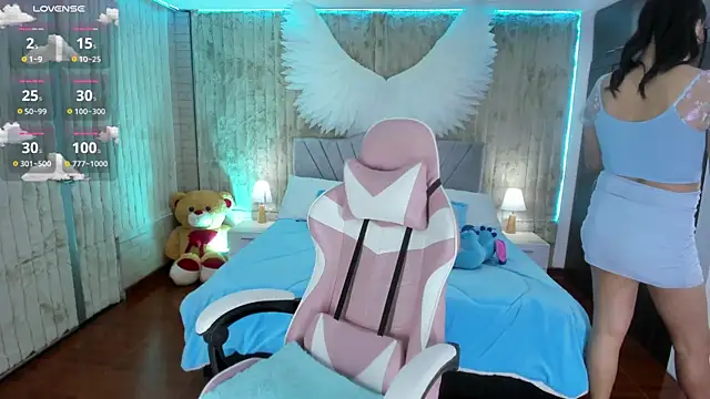 floryn susana online show from 02.14.25