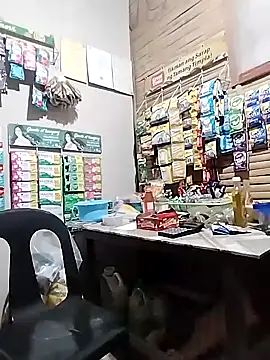 Snapshot of lickmepussy21 chatting on 09.22.25 lickmepussy21 online show from 09.22.25