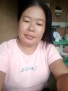 Snapshot of lickmepussy21 chatting on 10.16.25 lickmepussy21 online show from 10.16.25