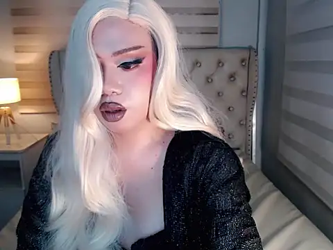 Snapshot of RebecaNextToYou chatting on 05.23.26 RebecaNextToYou online show from 05.23.26
