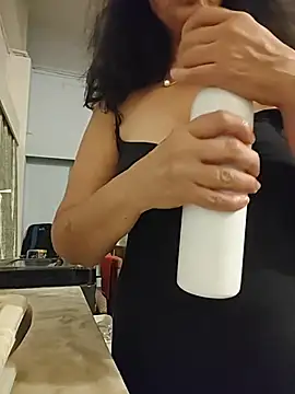 Susannemilf online show from 02.26.26