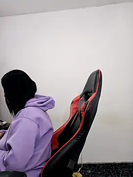 mia anyeli online show from 09.18.25