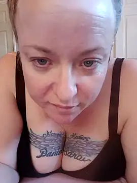 julimonroe online show from 02.09.25