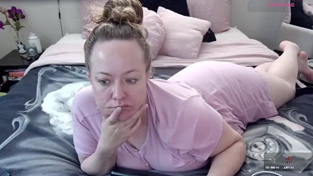 julimonroe online show from 02.15.25