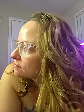 julimonroe online show from 02.28.25