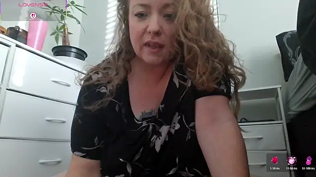 julimonroe online show from 01.17.26