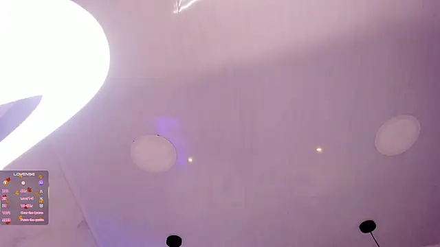 Sol Angeel online show from 02.26.25