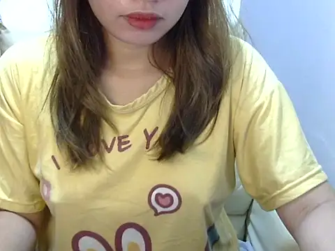 Snapshot of ___zurIII09_ chatting on 10.25.25 zurIII09 online show from 10.25.25