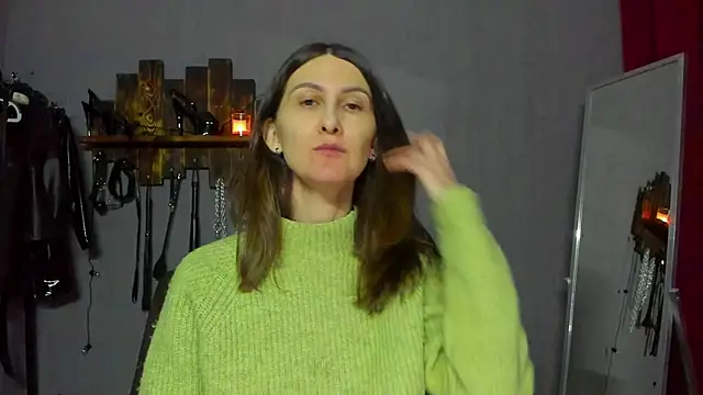 Snapshot of Mistress_Pamela chatting on 12.06.24 Mistress Pamela online show from 12.06.24