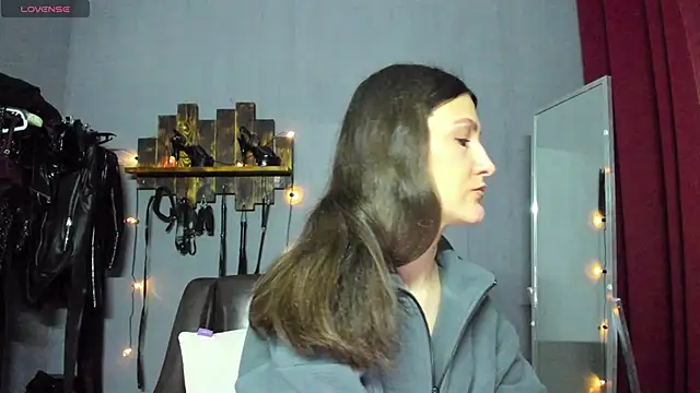 Snapshot of Mistress_Pamela chatting on 02.02.25 Mistress Pamela online show from 02.02.25