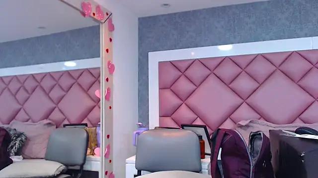 DanielaDuff online show from 02.06.26