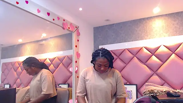 DanielaDuff online show from 02.18.26