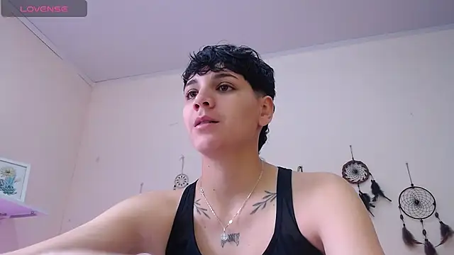 bad giirl  online show from 12.14.24
