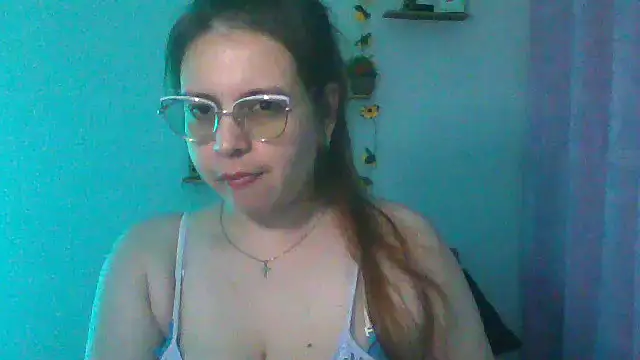 Snapshot of lorenitabella chatting on 02.01.25 lorenitabella online show from 02.01.25