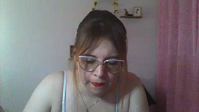 Snapshot of lorenitabella chatting on 02.01.25 lorenitabella online show from 02.01.25
