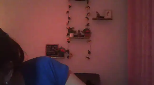 Snapshot of lorenitabella chatting on 02.05.25 lorenitabella online show from 02.05.25