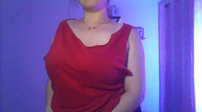 Snapshot of lorenitabella chatting on 02.25.25 lorenitabella online show from 02.25.25