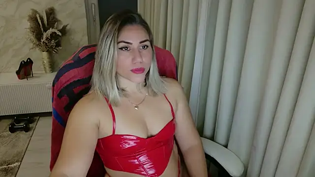 Snapshot of Annyfit4you chatting on 10.19.25 Annyfit4you online show from 10.19.25